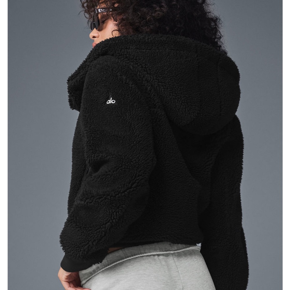 ALO Yoga Women's Foxy Sherpa Jacket